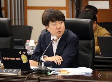 이준석, 대권 시사…"국민의힘 후보와 단일화 불가능"