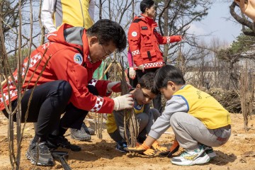 대전 대덕구, 오정 근린공원 준공식 및 식목일 기념 나무심기 행사 개최