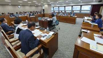 충남도의회 문복위, 문화체육관광국·체육회 업무보고 청취