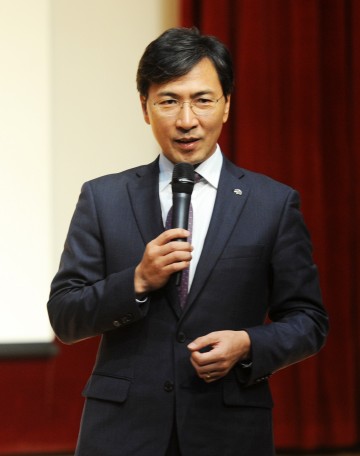 안희정 지사, ‘자치분권 개헌 결의대회’ 참석