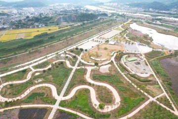 나주시, 영산강정원 입구 상징 표지석 설치…영산강 르네상스 본격화 