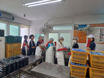 건협 광주전남지부-메디체크어머니봉사단, 사랑의 나눔도시락 배식봉사  