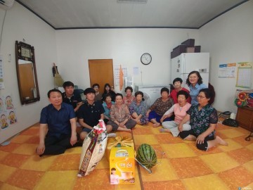 충주상고 학생들 홀로노인 가구에 반찬봉사