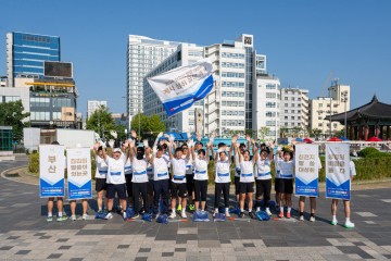 광주 청년들 ‘계시 성취 실상 증거’ 말씀대성회 홍보 펼쳐