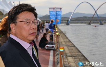 권선택 대전시장, ‘2016 드래곤보트페스티벌’ 경기 관람!