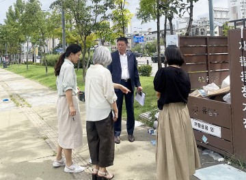 여성용 유성구의회 부의장, 생활밀착 현장점검 나서