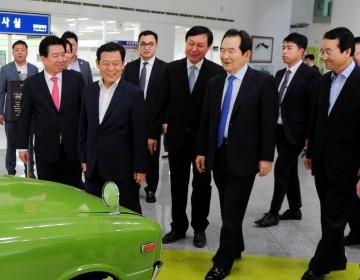 정세균 국회의장, 광주방문 '헌법개정 국민 대토론회'  참석 