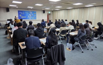 신안군, 경로당 업무 담당자 직무 역량 교육 실시  