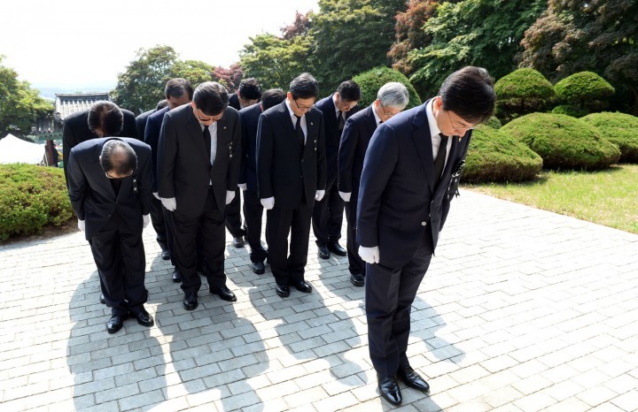 안희정 지사, 제60주년 현충일 추념행사