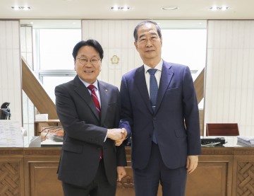 강기정 광주시장, 한덕수 총리에게 민·군공항 통합이전 ‘범정부협의체’ 재개 건의