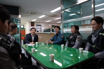 조길형 충주시장, 설 연휴 현장 근무자 격려