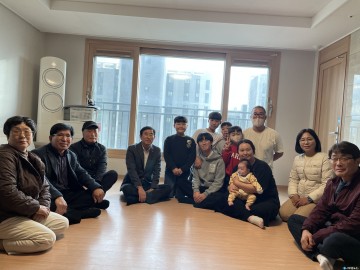 충주시, 육 형제 다둥이 가정 방문 격려