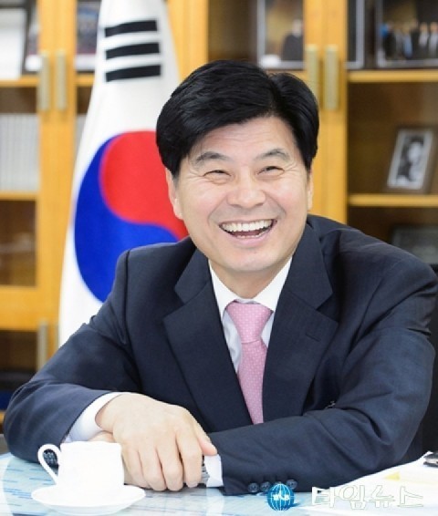 이춘희 세종시장, “2015년에 ‘대한민국의 새로운 중심, 행복도시 세종’으로 거듭날 수 있도록 노력”