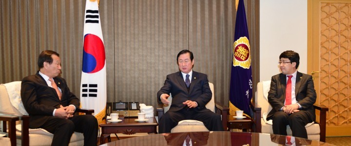충남도의회 김기영 의장, 천안지역 고교평준화 갈등 진화 나서
