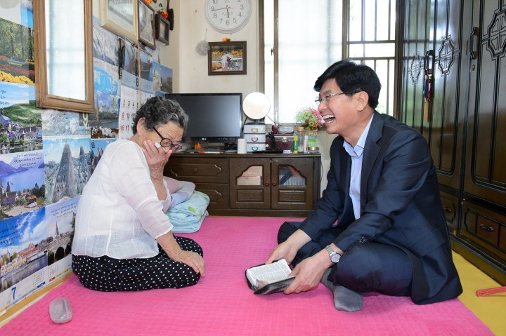 이춘희 세종시장, 광복절 독립유공자 유족 위문