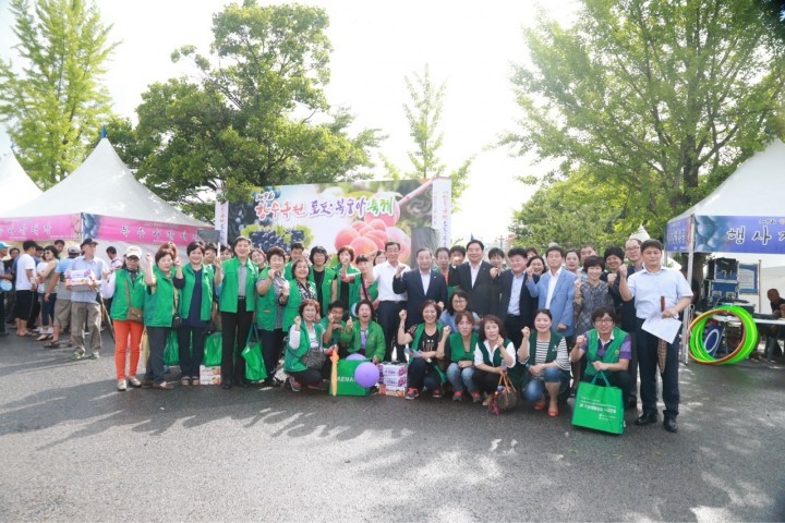박수범 대덕구청장, “옥천 포도·복숭아축제 함께 했어요”