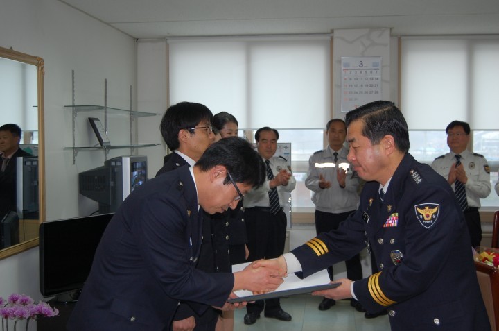보은서, 이색 승진 임용식