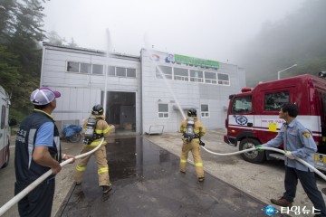 울릉군 건축물 화재 및 산불대응 훈련 실시