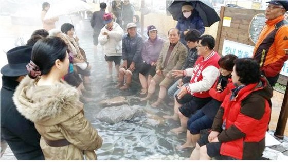 새누리당 진동규 유성 국회의원 예비후보, 족욕체험장에서 주민과의 대화!