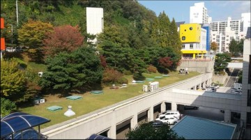 김천시청 민원인전용 주차장이 두 배로 넓혀