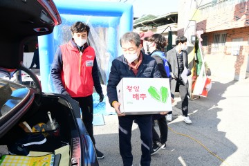 드라이브스루 김천황금시장 김장양념축제 성황리 개최