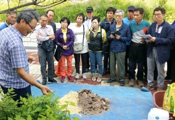 충북농기원, 전문 유기농업인 양성 앞장