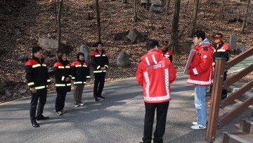 대전 대덕구의회, 산불 취약지역 긴급 점검…예방 강화 나선다