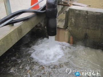 '우라늄 지하수'를 식수로?...매분기 수질검사 시 유역별로 10~20곳 기준 초과, 제도적 개선 시급 