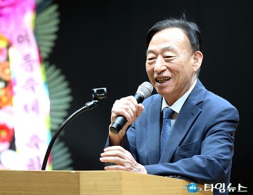 설동호 대전시교육감 “AI 시대, 문학은 여전히 사고력의 뿌리”