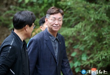 정책자문단과 산책하는 김제선 중구청장