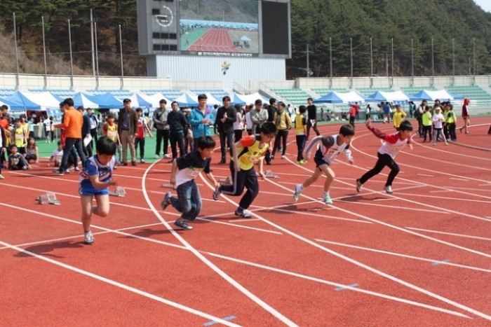 울진 육상 꿈나무들의 행복한 축제 한마당