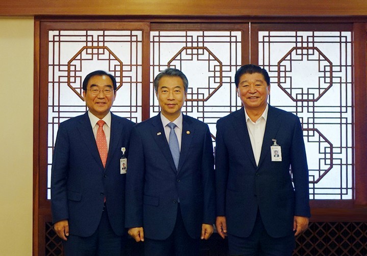 전국 대도시 자치권 확대를 위한 공동건의문 전달