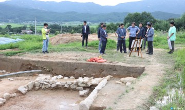 주낙영 경주시장, 경주 이거사지 발굴조사 현장 방문