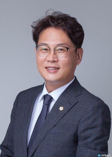 이정범 도의원 “충북대병원 위탁사업, 허위문서·페이백 등 부정행위 의혹”