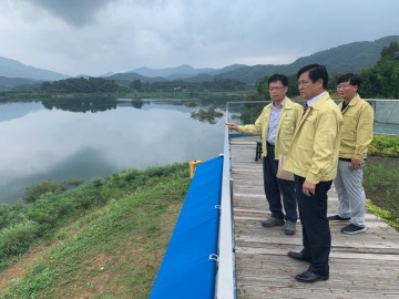황천모 상주시장, 규모 3.9 지진 진앙 주변 저수지 점검 