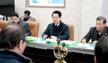 김영록 전남도지사, 여수 석유화학산업 위기 속 현장 소통 강화