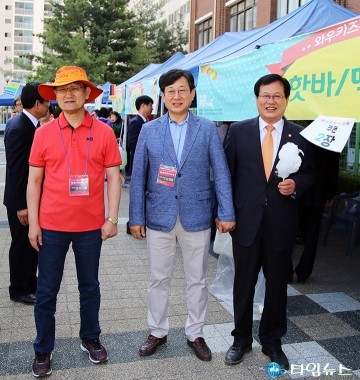 김경훈 대전시의회 의장·이은권 국회의원, 어린이 축제 인증!