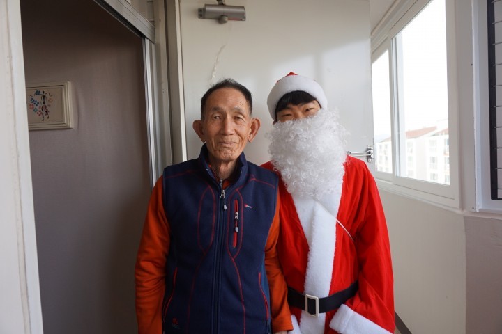 북구 생생마을 638세대 가가호호 산타 방문