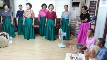 수곡1동, 어르신을 위한 찾아가는‘문화놀이터’재능기부 공연