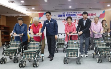 대전 동구, 저소득 어르신에 2,000만 원 상당 실버카 100대 지원