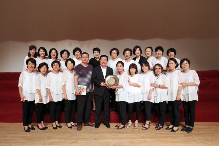 대전 서구, ‘만년동 산유화합창단’ 최고영예 시장상 수상