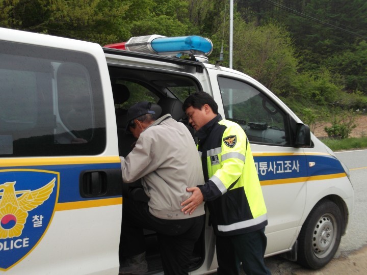 영덕서, 찾아가는 교통사고 방문조사 제도..민원 교통편의 제공