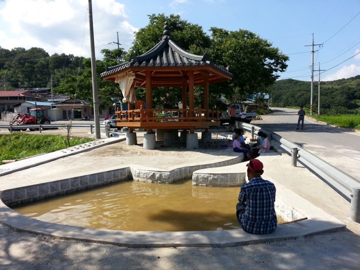 산청 신등면 물산마을 테마쉼터 조성