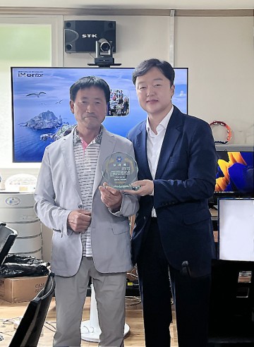 박석연 유성구의회 의원, ‘방동·성북동 지역 발전’ 기여 감사패 받아