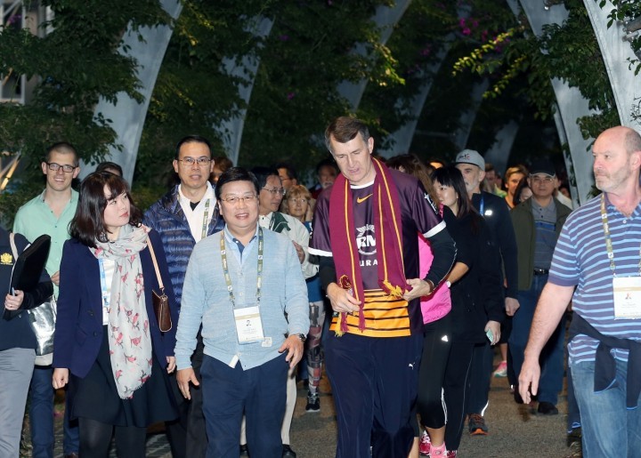 권선택 대전시장, 호주 브리즈번 시장과 아침산책