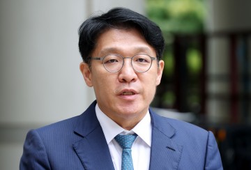 김상민 전 검사 특검,법원 "증거 인멸 염려" 영장 발부