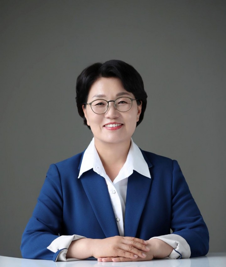 ‘꽁짜 국수’ 현수막　논란… 한수원, 경징계 4‧경고 1 ‘솜방망이 처벌’  