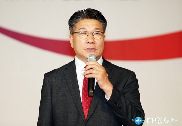 인사말 하는 송활섭 대전시의회 의원