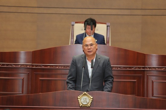 천안시의회, 성환 축산자원개발부 이전 하지 않으면 국가발전의 걸림돌~~