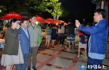 권선택 대전시장, 시민과 함께 기념사진 찰칵!